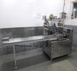 COOKIES TIKKI POUCH PACKING MACHINE (Horizontal Flow Wrapping Machine) - MODEL SPEC 17