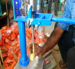 MANUAL OR HAND OPERATED PASTE, CREAM, OILTMENT FILLING MACHINE